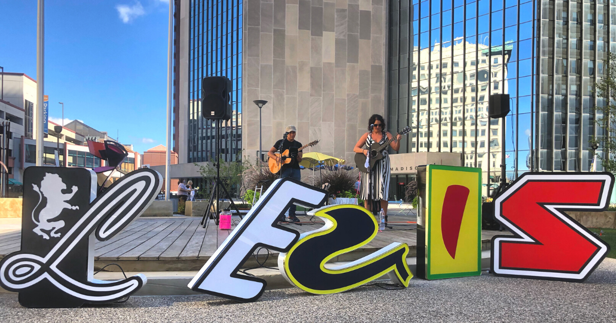Lunch at Levis Returns for food truck thursday in downtown toledo |  Downtown Toledo